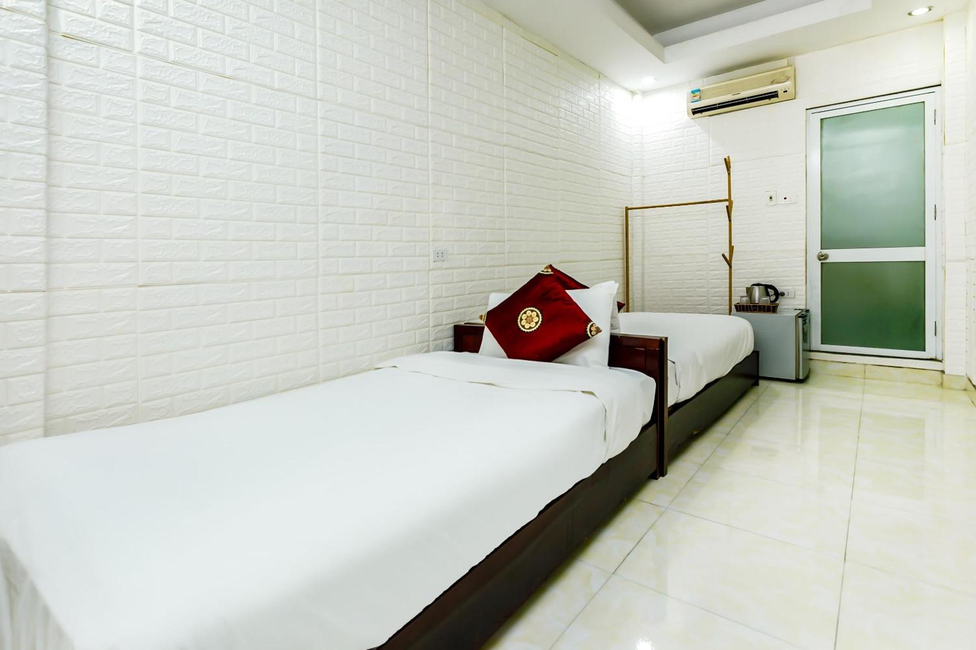 Oyo 604 Queen Hotel Spot-On Hanoi Exterior foto