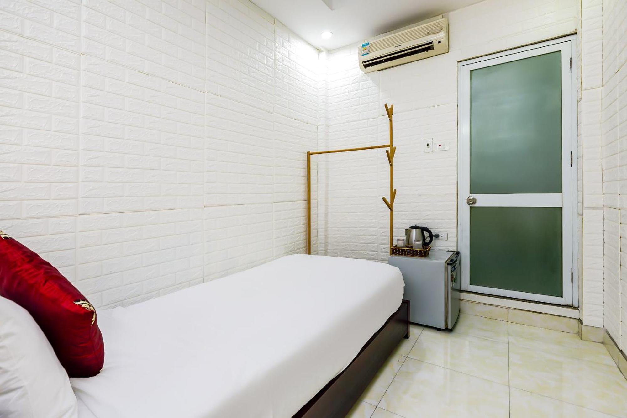 Oyo 604 Queen Hotel Spot-On Hanoi Exterior foto